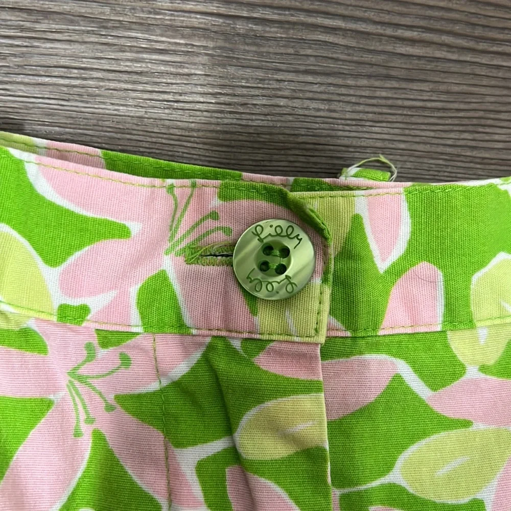 Vintage Lilly Pulitzer Pink & Green Floral Shorts - Picture 5 of 10
